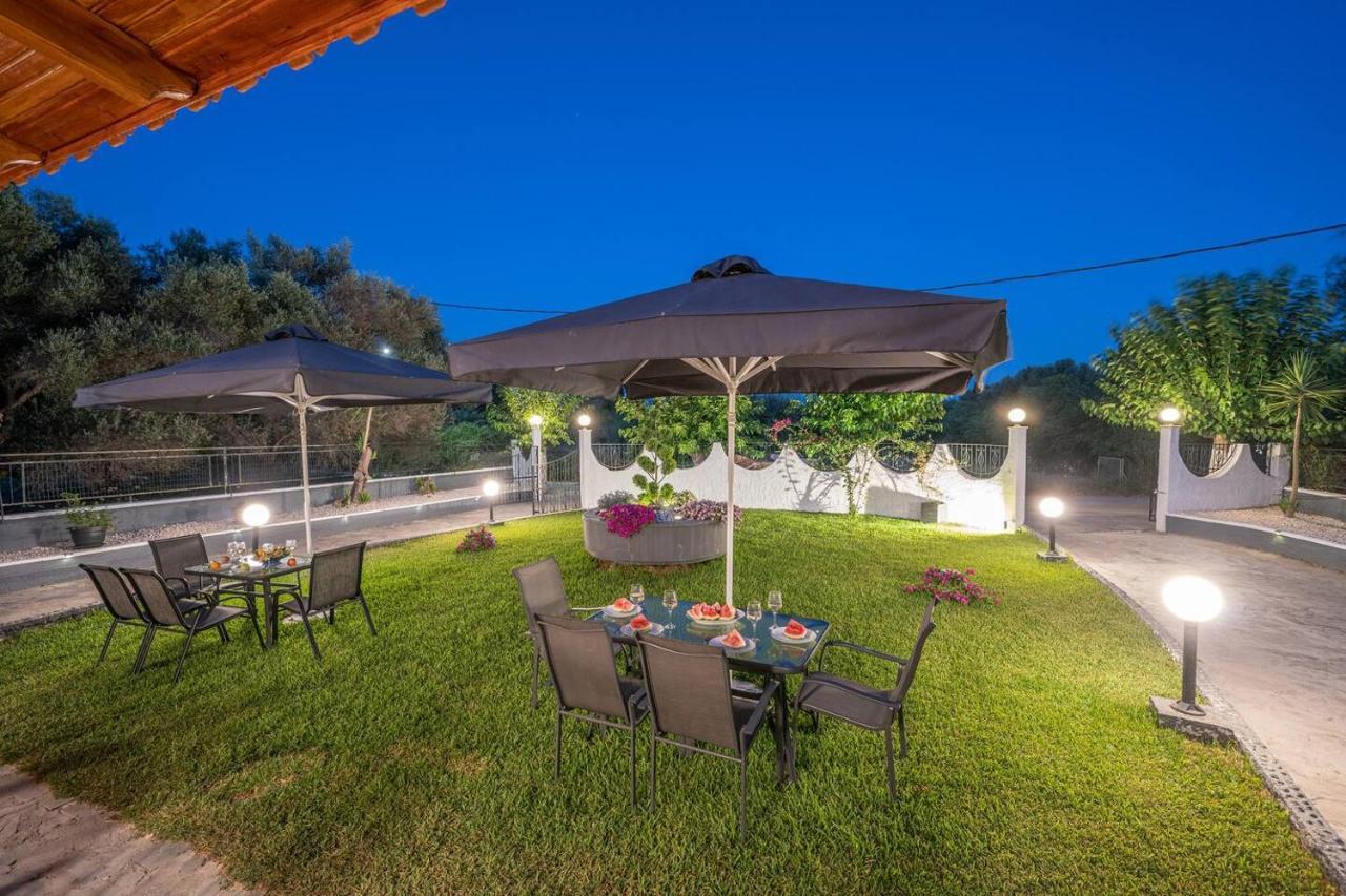 Afroditi Holiday Home - Blue Apartment Свороната Экстерьер фото